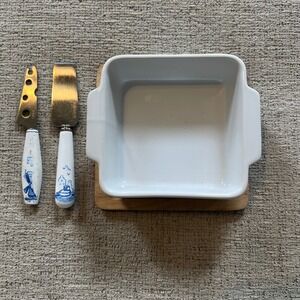 Boska Holland Cheese Baker Set Ceramic Dish Wood Base 2 Cheese Knives Windmill